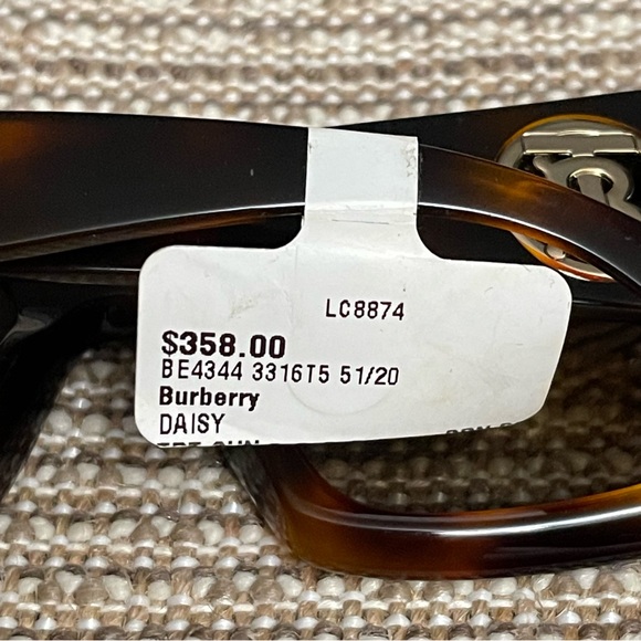 Burberry Daisy BE 4344 3316T5 Polarized Sunglasses NWT - Picture 11 of 12